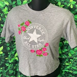 Gray converse with t-shirt